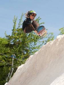 Stratton Mountain's Mountain Mayhem rail jam (photo: Hubert Schriebl)