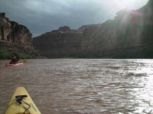 Paddling the final miles to the Confluence (photo: FTO/Marc Guido)