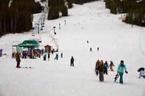 Lake Louise ski resort on Friday. (photo: Lake Louise)