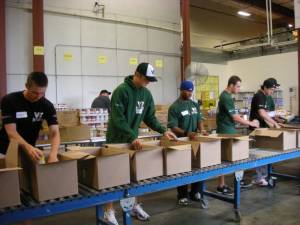 Packing boxes to feed Vermonters in need. (photo: Vermont Food Bank)