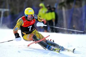 Trevor White in action during Canadian Championship men's slalom at Mont-Sainte-Anne in Quebec in March. (photo: Jean-Baptiste Benavent/Alpine Canada)