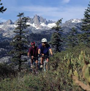 (photo: Mammoth Mountain Ski Area)