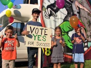 Powder Ridge fan Ryan Poturnicki expresses his support ahead of Thursday's vote. (photo: Amy Poturnicki)