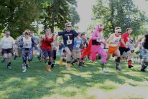 Competitors race in last year's Skootch'n Dash (file photo: Ski Utah)