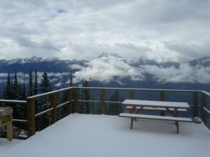 Looking out today from the deck at Mackenzie Outpost, located at the top of the Revelation Gondola at Revelstoke Mountain Resort. (photo: Revelstoke Mountain Resort) 