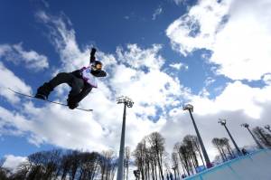 Greg Bretz, of Mammoth Lakes, Calif., leads Wednesday's qualification round in a World Cup halfpipe contest in the 2014 Olympic venue in Sochi, Russia. (photo: GEPA pictures/Daniel Goetzhaber)