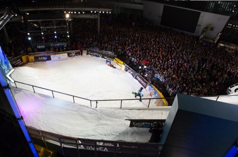 Burton Hosts World s Largest Street Snowboarding Contest in Tokyo