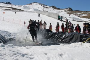 Skiers celebrate closing day at Cardrona on Oct. 9. (photo: Cardrona Alpine Resort)