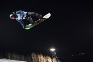 Matt Ladley rides to silver. (photo: Getty Images-Daniel Petty via US Snowboarding)