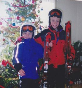 Brad (left) and his older brother Bryon were weekend warriors, commuting from their home in Butte, Mont. to ski in their local mogul program. (photo: via USSA)