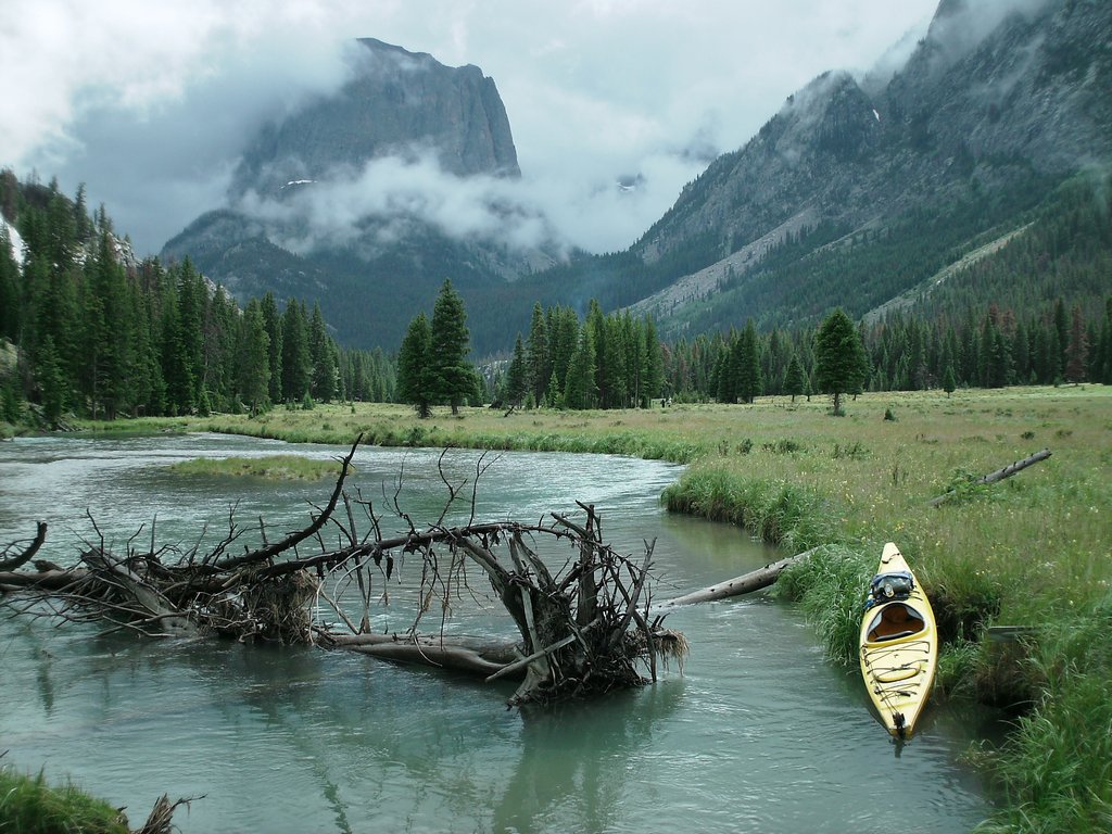 007 Green River Lakes weather breaks.jpg