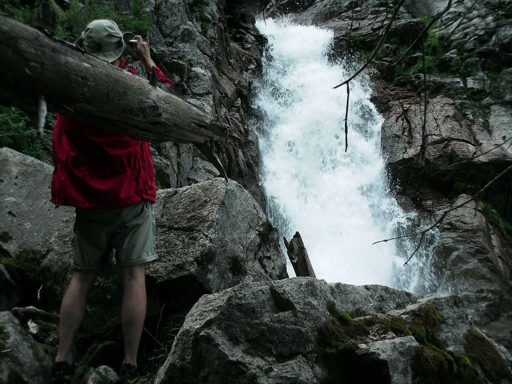 010 Porcupine Creek Falls WY.jpg