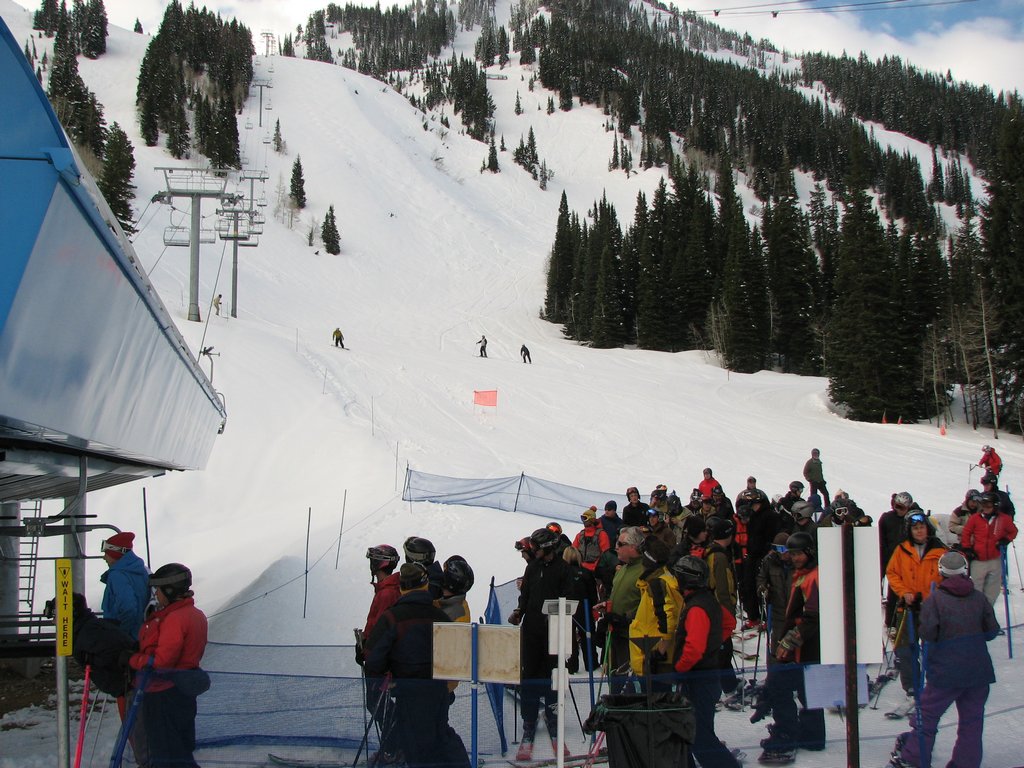 01_snowbird_peruvian_8amlineup_110524.jpg