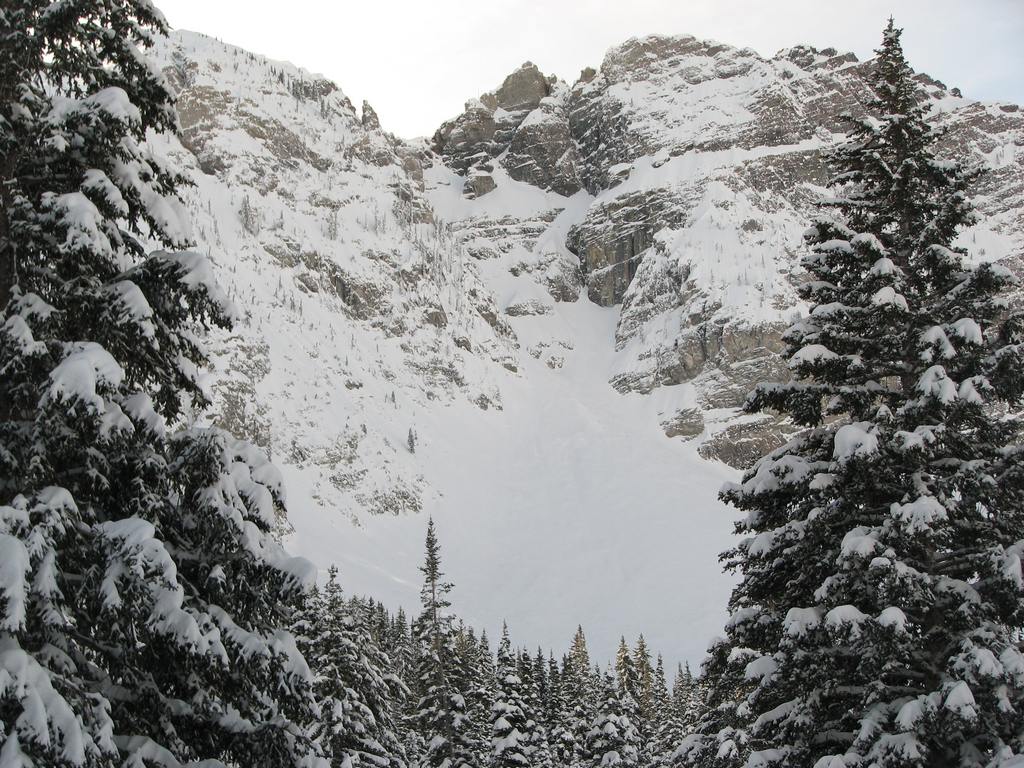 02_alta_castleapron_101224.jpg