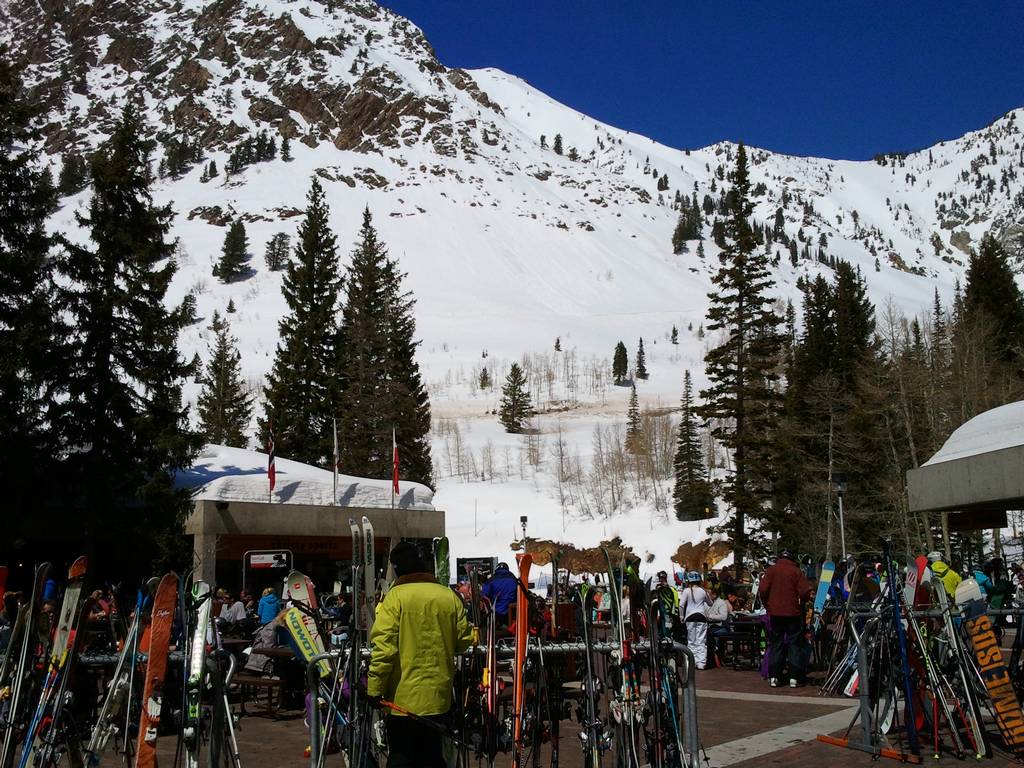 02_snowbird_tramplaza_110401.jpg