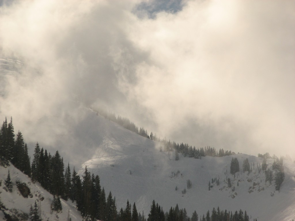 06 alta baldy shoulder 100214.jpg