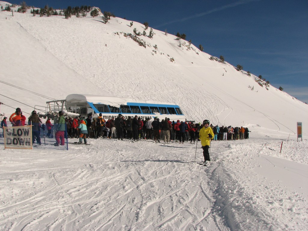 10_snowbird_mbe_queue_101224.jpg