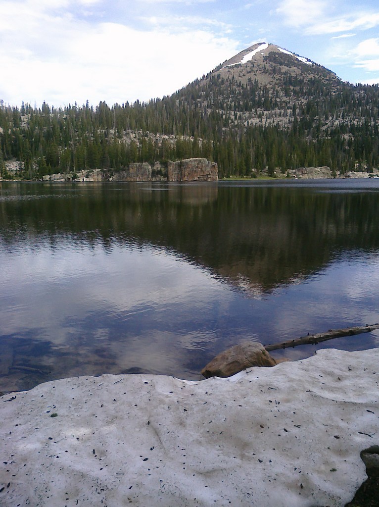 11 snow - Island Lake 2009-07-04.jpg