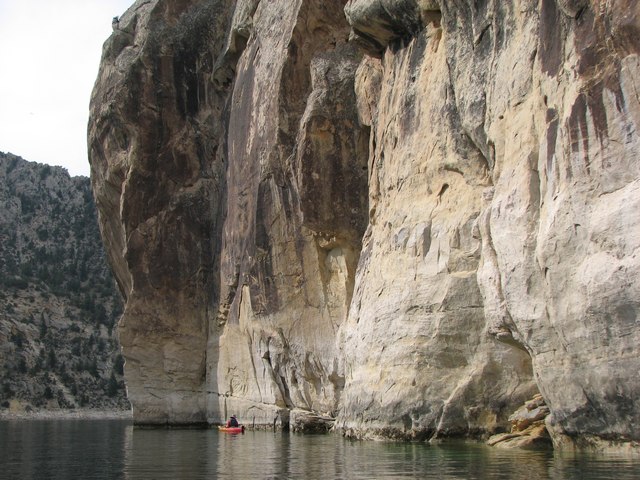 18 flaming gorge kayaking jon kingfisher isl 080720.jpg