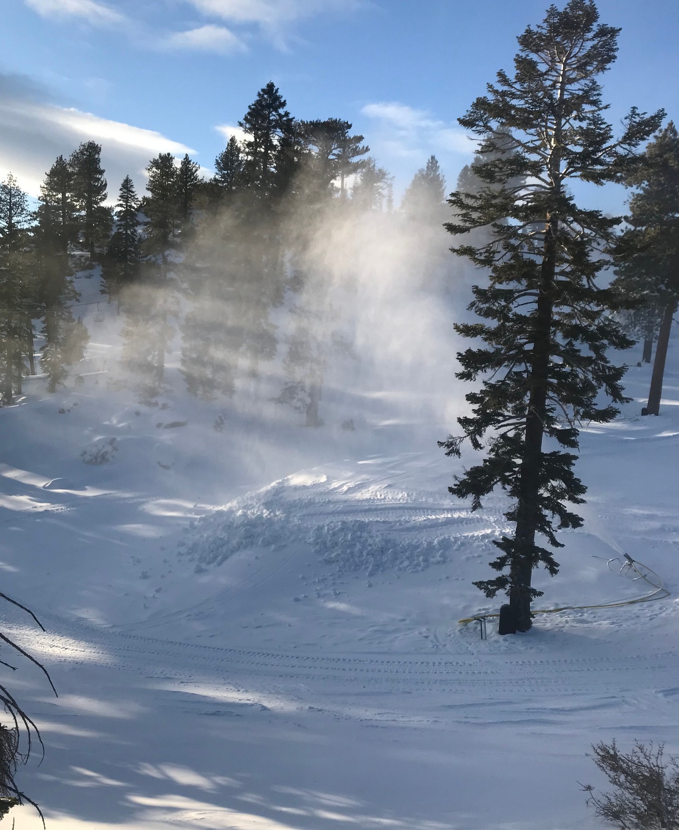 8690GrooveSnowmaking.JPG