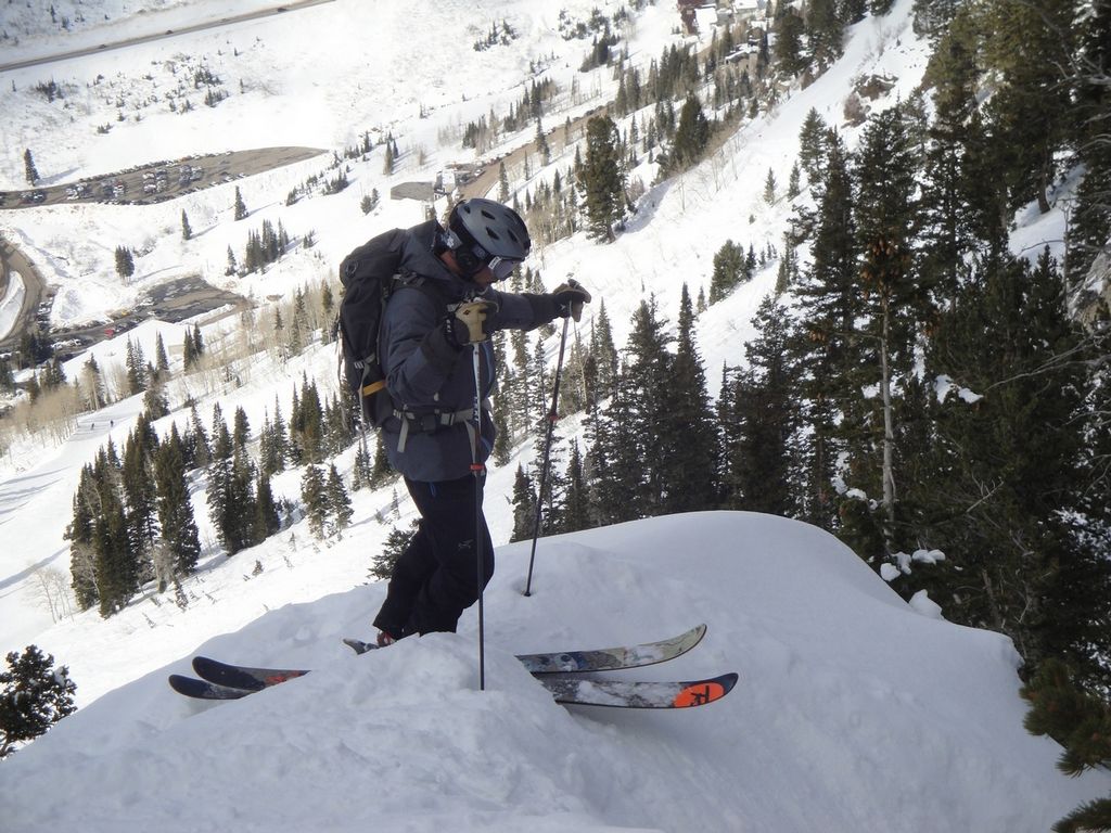 Guido perched over Key Hole 2-5-12.jpg