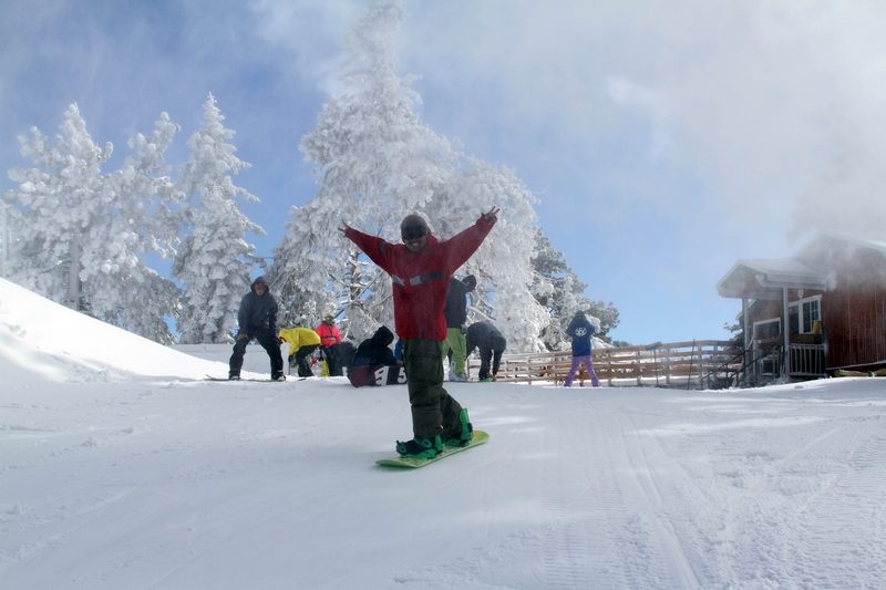 SoCal Ski Season Starts at Mountain High | First Tracks!! Online Ski