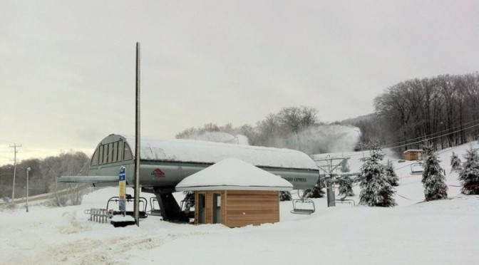 The new Orchard Express chairlift (photo: Blue Mountain)