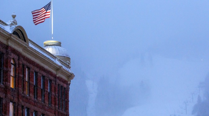 Snow falls on Aspen Mountain yesterday. (photo: Jeremy Swanson)