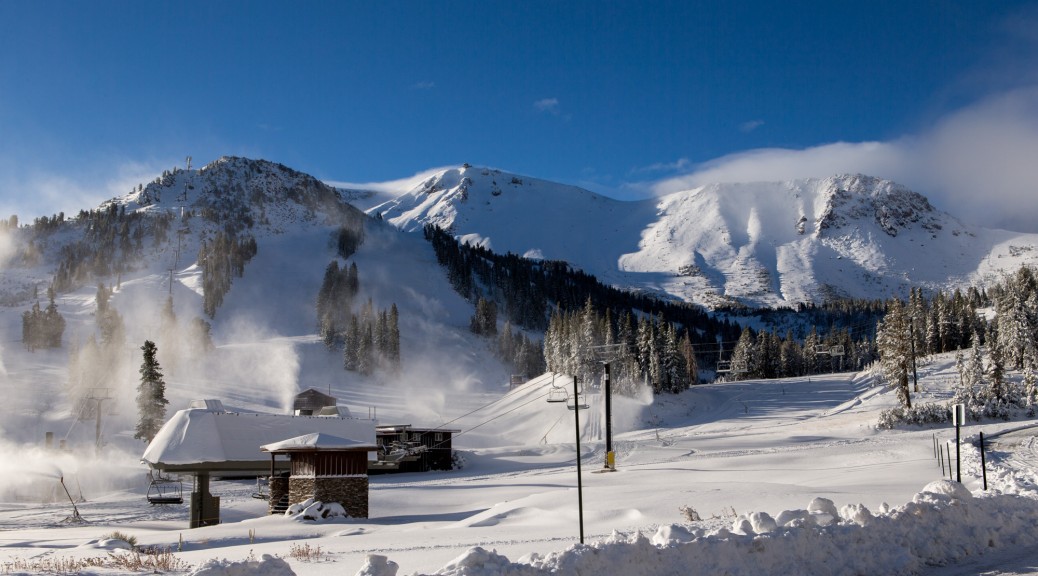 30 Inch Snowstorm Prompts Mammoth To Open | First Tracks!! Online Ski